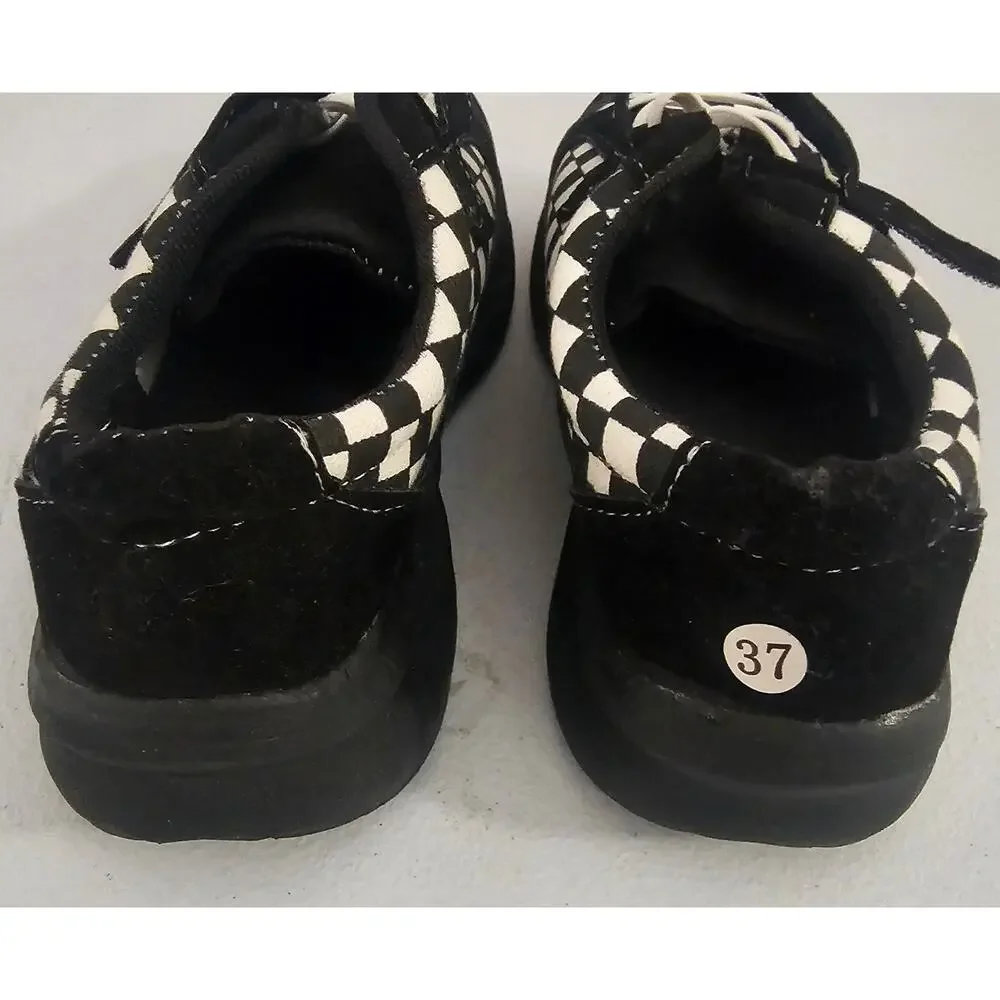 NWOB Boy's Lace up Sneakers Size EU37 US 5- 5.5